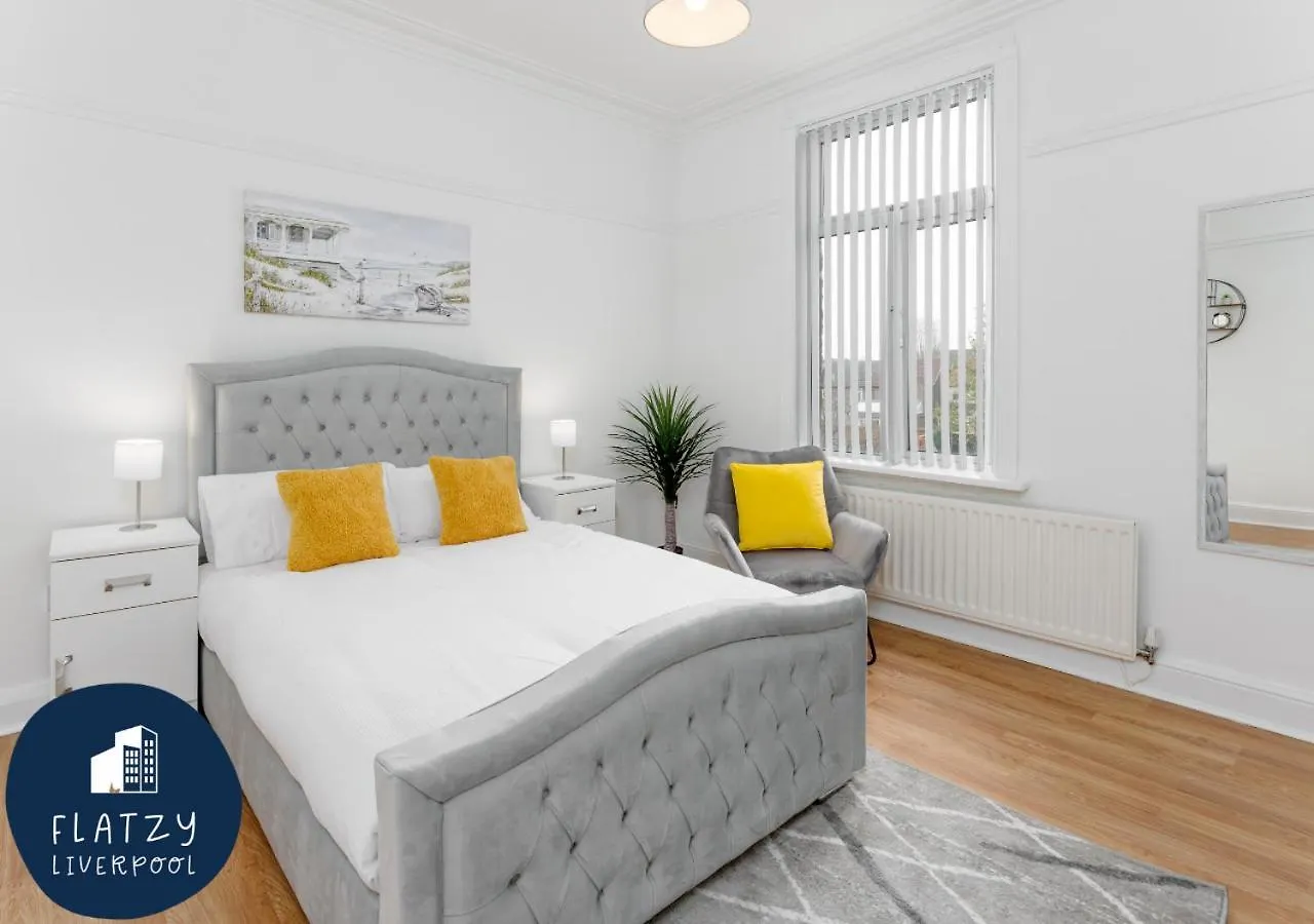 Flatzy - 6 Bed Oasis Close To Football Stadiums Liverpool 0*,  United Kingdom