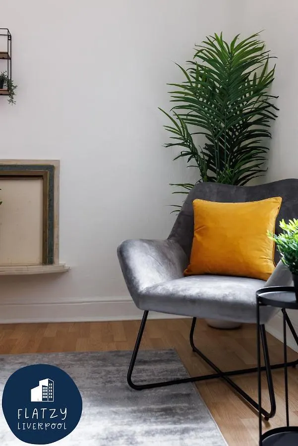 Holiday home Flatzy - 6 Bed Oasis Close To Football Stadiums Liverpool